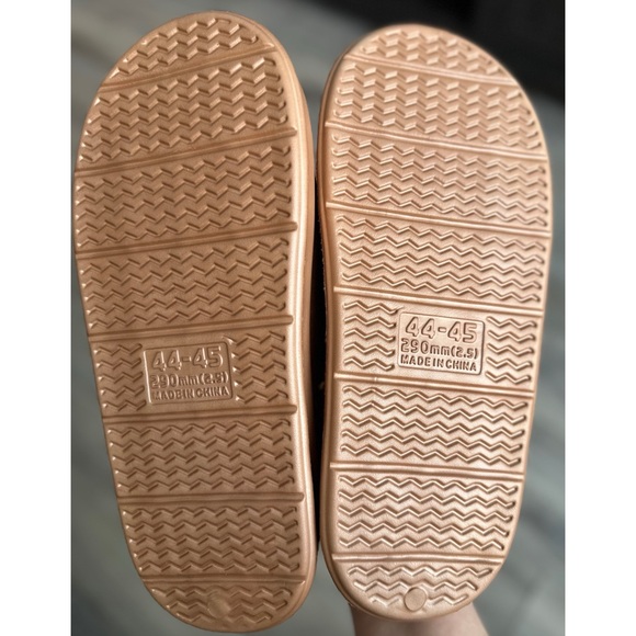 🆕 Brown Faux Suede Trendy Platform Slippers - Picture 13 of 13